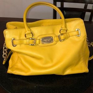 Pebbled leather Michael Kors Handbag